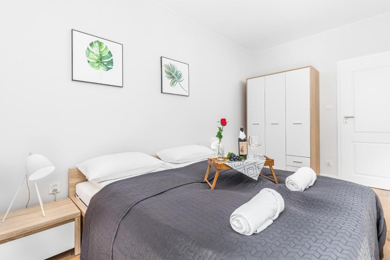 Apartamenty Kolo Brzegu By Noclegi Renters Kołobrzeg Exteriör bild
